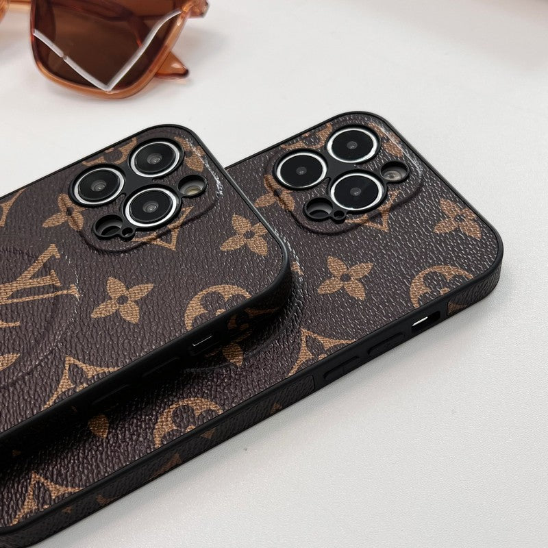Lou MagSafe Classic iPhone Case
